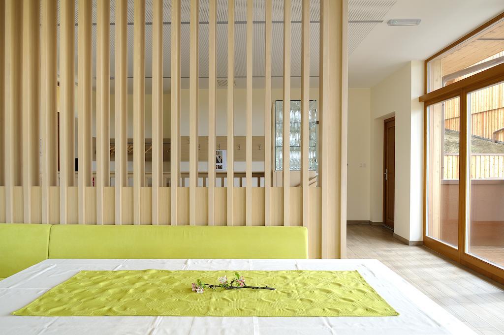 Vino Valdhuber Apartments Svecina المظهر الخارجي الصورة
